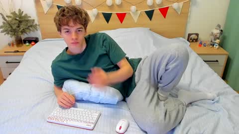 Fandi online show from February 8, 5:18 am