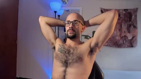 larry_stewart online show from April 18, 7:07 pm