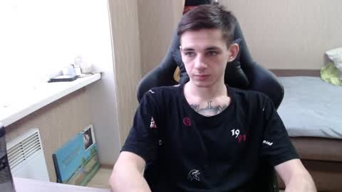 Snapshot of last_kenny chatting on January 18, 11:54 am Kenny online show from January 18, 11:54 am