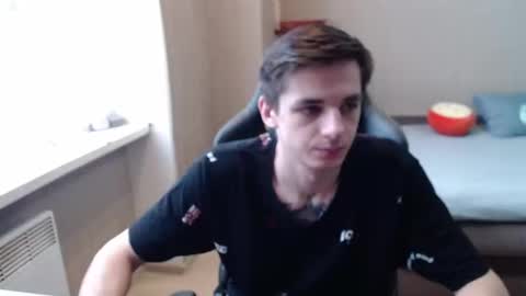 Snapshot of last_kenny chatting on March 10, 11:45 am Kenny online show from March 10, 11:45 am