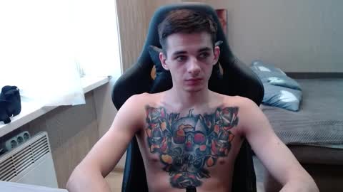 Snapshot of last_kenny chatting on September 9, 1:43 pm Kenny online show from September 9, 1:43 pm