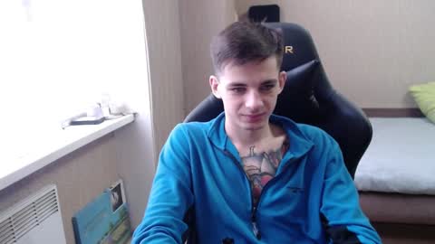 Snapshot of last_kenny chatting on January 8, 11:32 am Kenny online show from January 8, 11:32 am