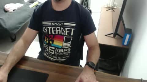 latexdave84 online show from December 15, 8:33 am