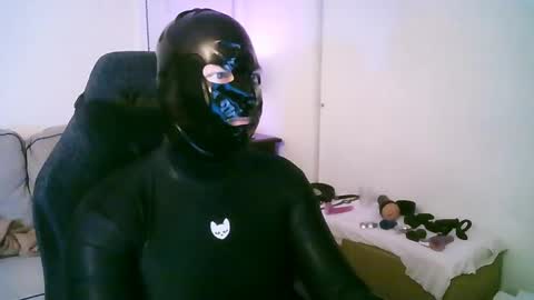 latexminheadroom online show from May 26, 1:56 am