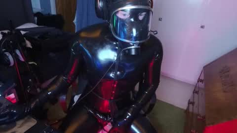 latexviking003 online show from September 22, 4:39 pm