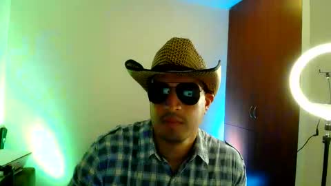 Latingogo online show from February 15, 9:34 pm