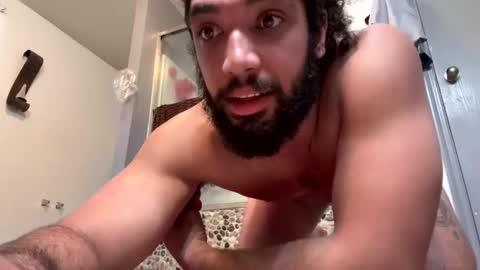 Snapshot of latinlover199518 chatting on October 30, 10:11 pm latinlover199518 online show from October 30, 10:11 pm