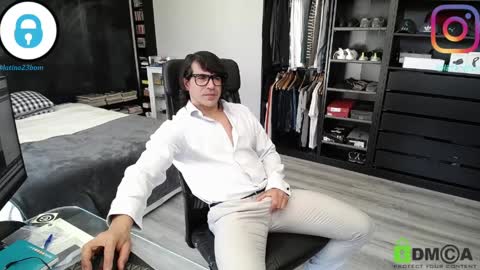 sam online show from April 1, 12:07 pm