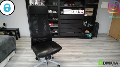 sam online show from April 7, 1:11 pm