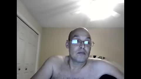 Snapshot of latinoinfla chatting on January 2, 1:17 am latinoinfla online show from January 2, 1:17 am