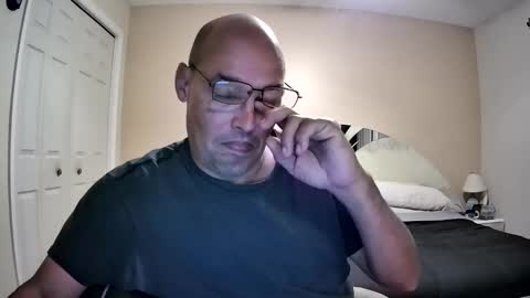 Snapshot of latinoinfla chatting on October 8, 2:05 am latinoinfla online show from October 8, 2:05 am