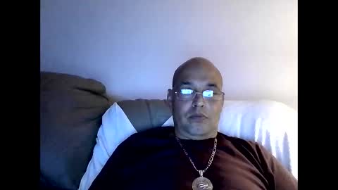 Snapshot of latinoinfla chatting on February 3, 12:58 am latinoinfla online show from February 3, 12:58 am