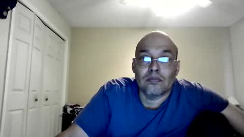 latinoinfla online show from April 3, 9:00 pm