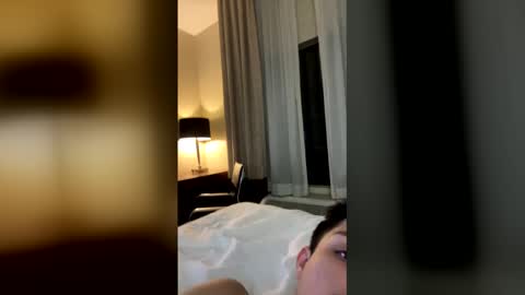 latinomami22 online show from March 4, 7:26 am