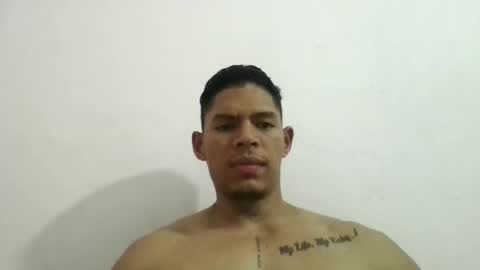 latinoxxl22cm online show from March 2, 11:28 pm