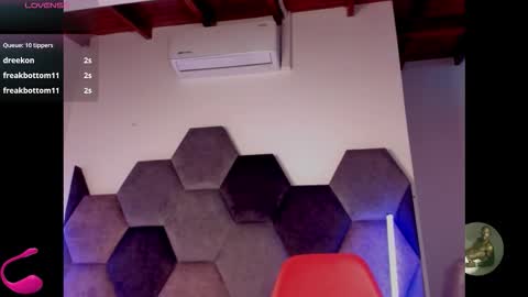 LEANDRO online show from February 28, 7:18 am