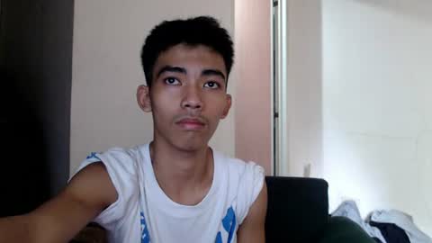 laurence_cuttieguyhere online show from July 1, 4:02 am