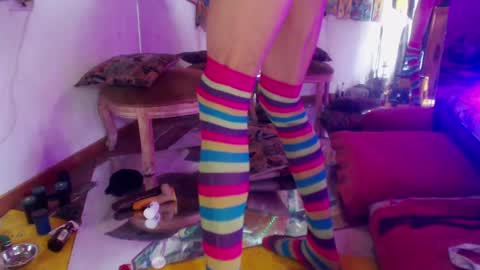 Snapshot of laye19 chatting on February 5, 5:32 pm Laye19 online show from February 5, 5:32 pm