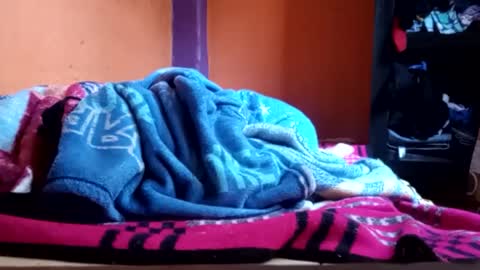 lazyebone online show from April 13, 5:57 pm