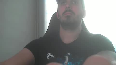 leowolf online show from October 3, 6:02 pm