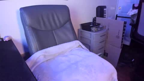 Leafy online show from December 4, 3:35 am