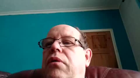 leatherpants68 online show from April 17, 8:17 am