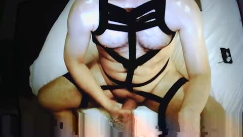 Snapshot of lechiffre1205 chatting on December 14, 8:18 pm Michel online show from December 14, 8:18 pm