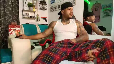 leenar_key online show from December 4, 11:17 am