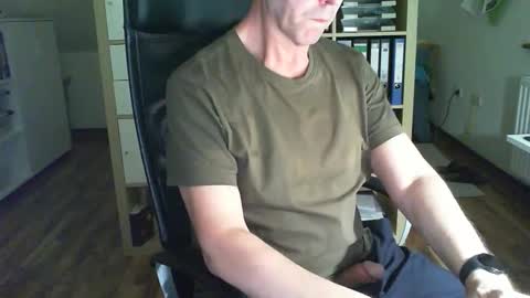 Dave online show from October 18, 4:45 pm