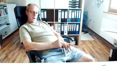 Dave online show from June 22, 3:38 pm