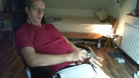 Dave online show from March 2, 11:39 pm