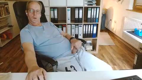 Dave online show from July 9, 10:02 pm