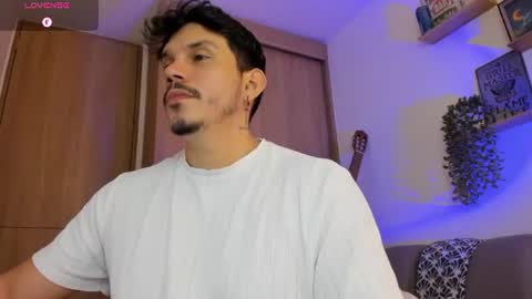 Alejandro online show from July 12, 11:01 am
