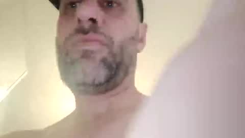 leightimmins001 online show from January 10, 4:11 pm