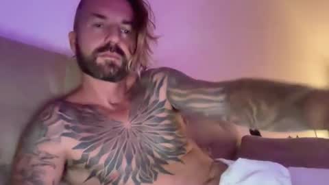 lelehot1 online show from May 10, 10:55 pm