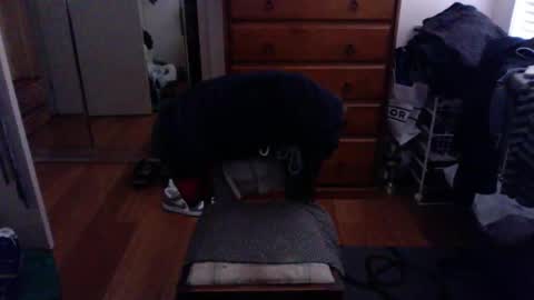 Pussylicker online show from February 23, 7:06 am