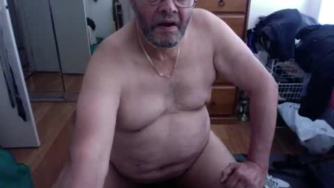 Pussylicker online show from February 19, 11:46 pm