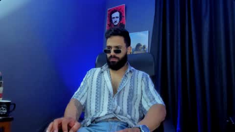 Snapshot of leo_diaz01 chatting on January 19, 1:55 pm Leo  Diaz online show from January 19, 1:55 pm