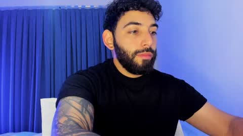 Snapshot of leo_thewolf chatting on January 31, 4:17 pm Leonardo online show from January 31, 4:17 pm