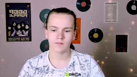 leo_void online show from December 1, 9:45 am