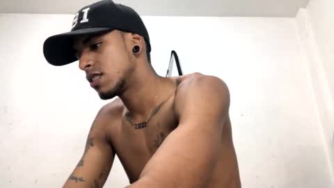 leo online show from December 4, 12:08 am