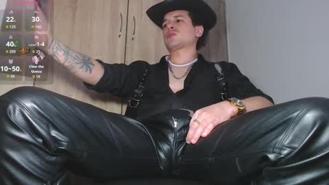 Snapshot of leonal_oconer chatting on October 18, 7:41 pm iam leonal online show from October 18, 7:41 pm