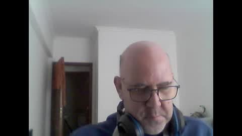 leonew71 online show from March 6, 9:47 am