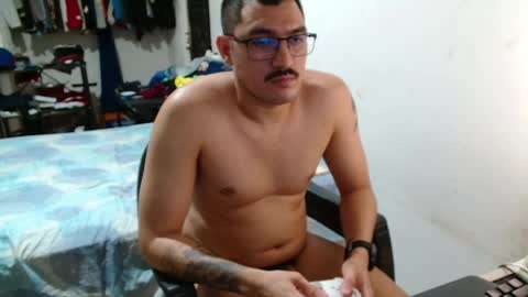 leonino231 online show from April 6, 4:46 am