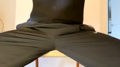 leo online show from February 3, 3:27 pm