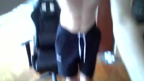 neoglo online show from June 1, 10:37 am