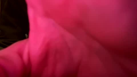 letmetasteit4444 online show from December 19, 8:22 am