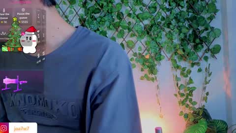 Levi  online show from December 4, 4:58 pm