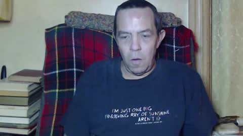 levon48 online show from January 3, 1:05 am