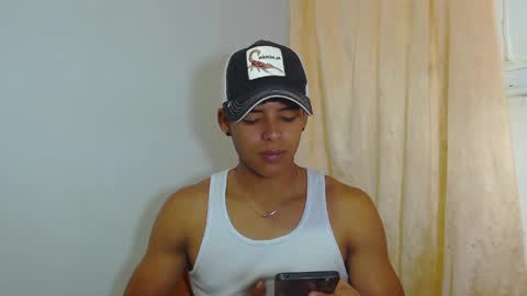 i  am lewis ly EDUARDO MEMDOZA15 online show from April 10, 2:02 pm